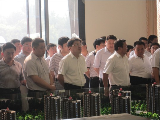 <b>青年盛世佳苑隆重開盤</b>